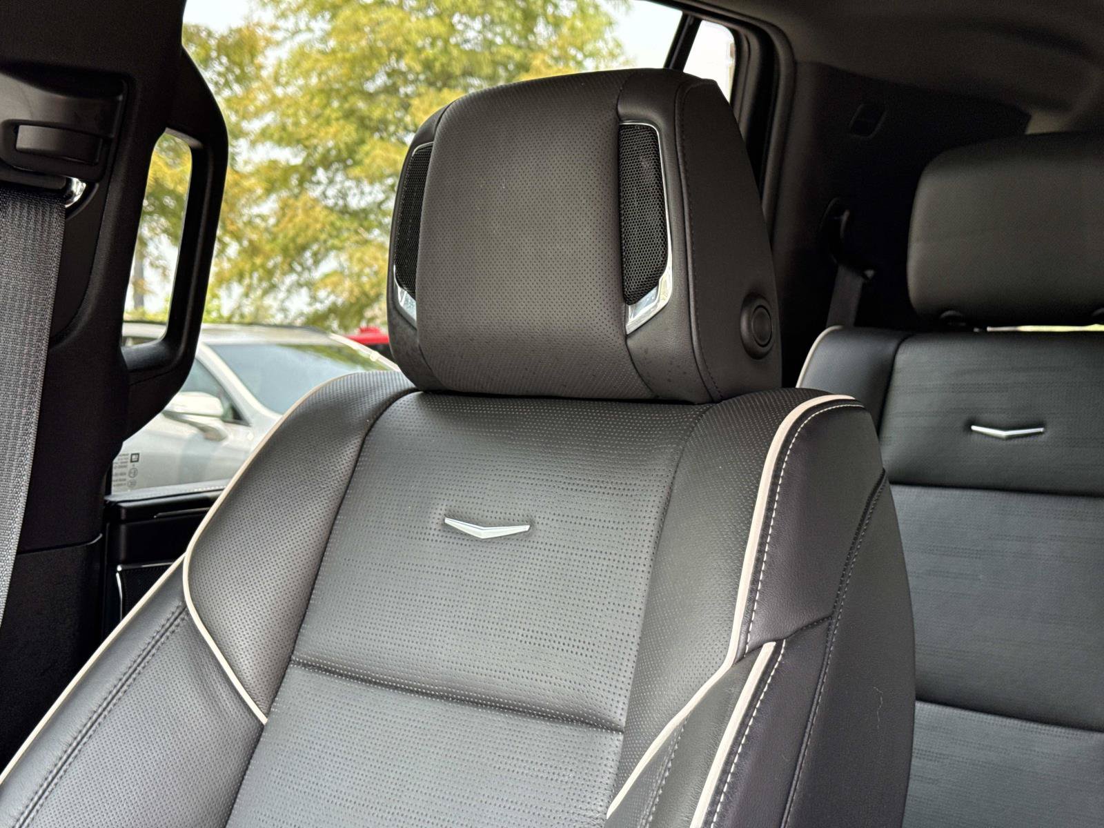 Used 2024 Cadillac Escalade Premium Luxury w/ LPO, Floor Liner Package AWD/4WD image 25