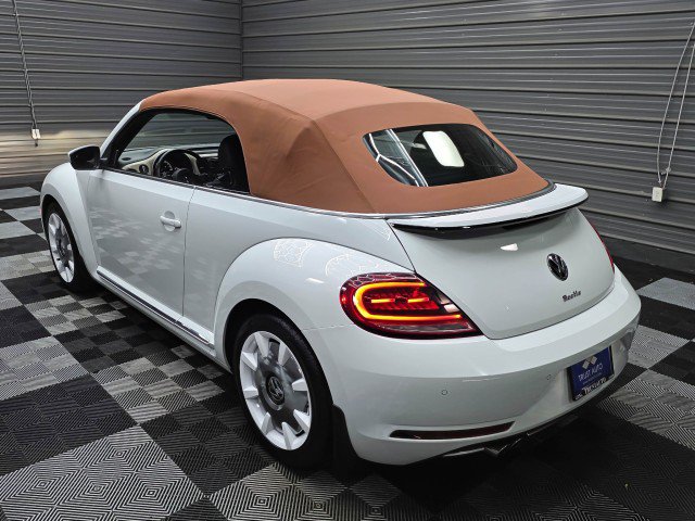 Used 2019 Volkswagen Beetle 2.0T Final Edition SEL FWD image 12