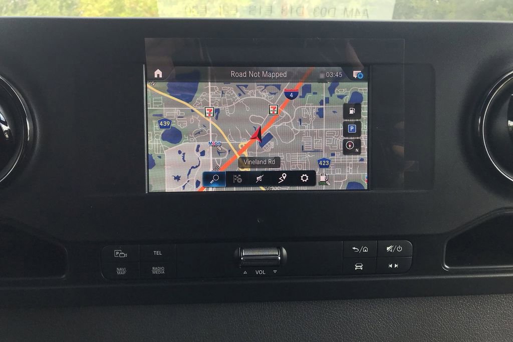 Used 2023 Mercedes-Benz Sprinter 2500 image 18