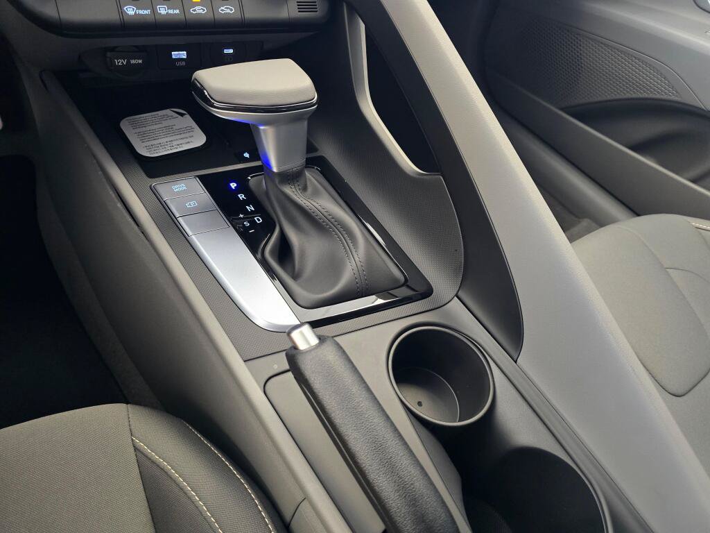 New 2026 Hyundai Elantra Sport FWD image 31