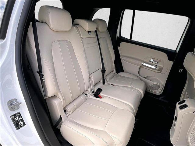Used 2025 Mercedes-Benz GLB 250 image 30