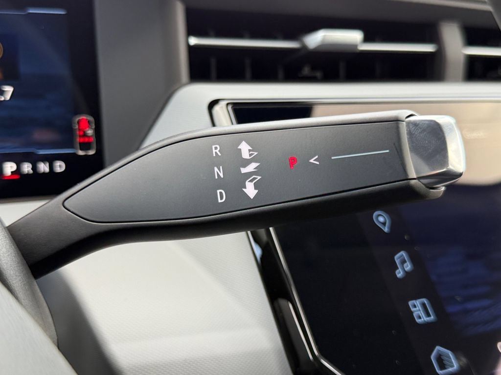 New 2027 Chevrolet Bolt RS w/ Technology Package FWD image 20