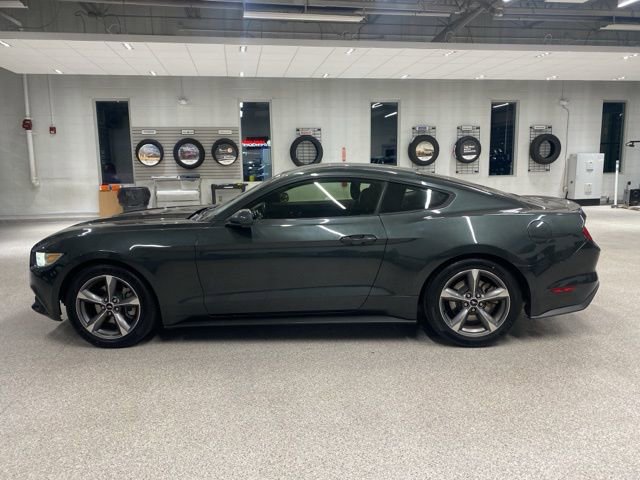 Used 2016 Ford Mustang Coupe image 9