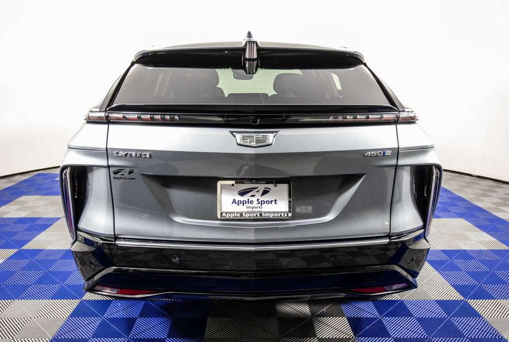 Used 2023 Cadillac Lyriq 2WD image 4
