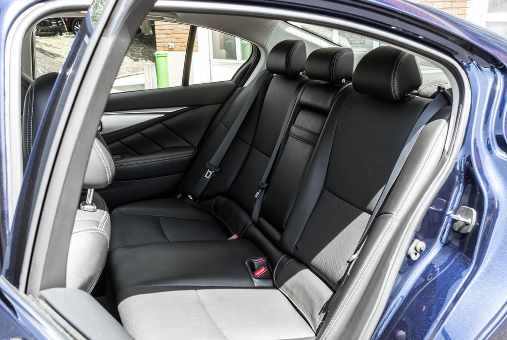 Used 2022 INFINITI Q50 Luxe AWD/4WD image 24