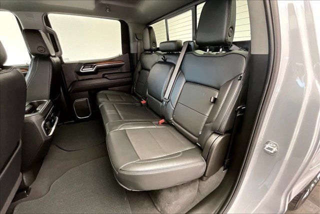Used 2025 GMC Sierra 1500 Denali w/ Denali Reserve Package AWD/4WD image 19