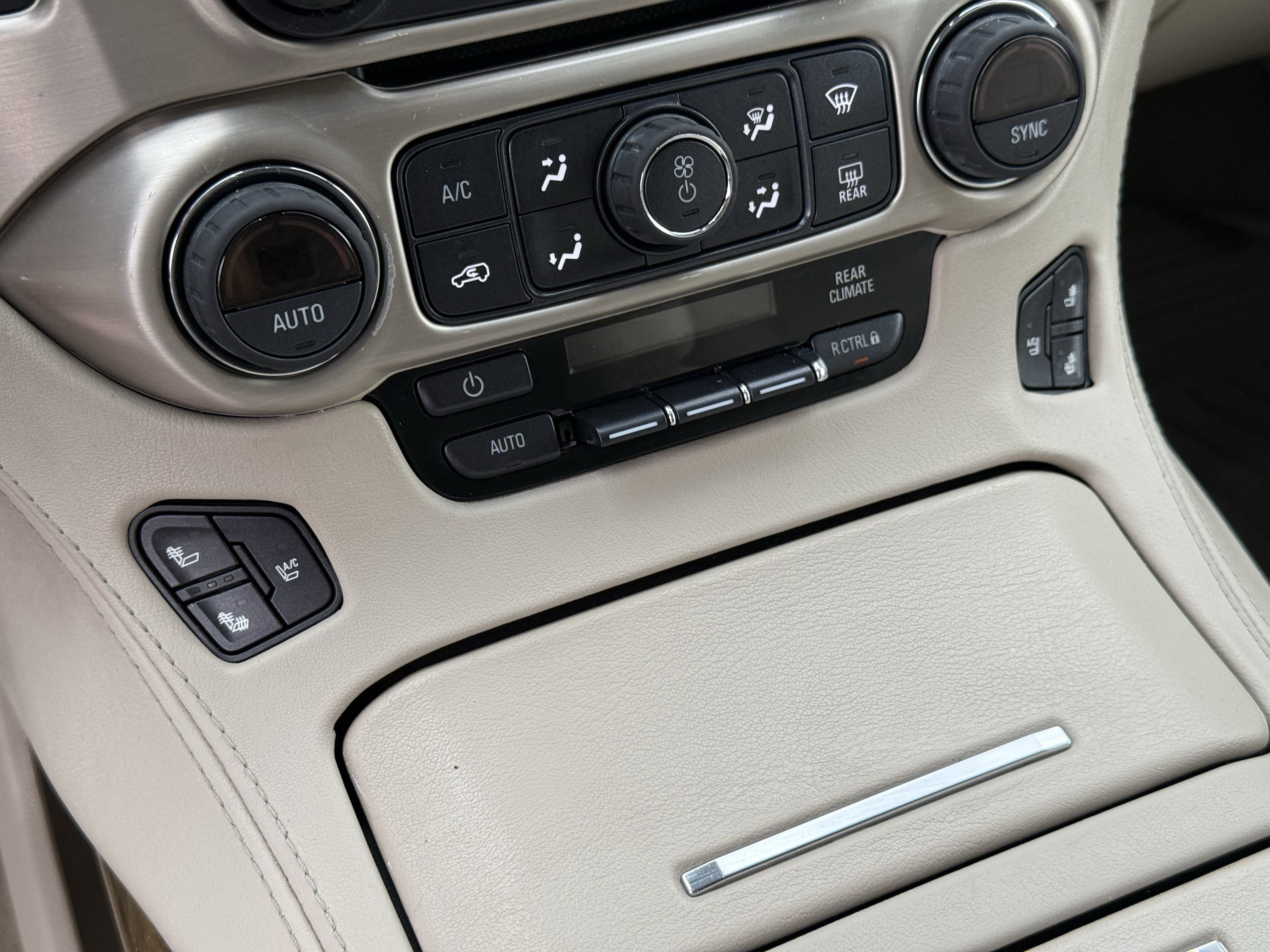 Used 2016 GMC Yukon XL Denali w/ Open Road Package image 23