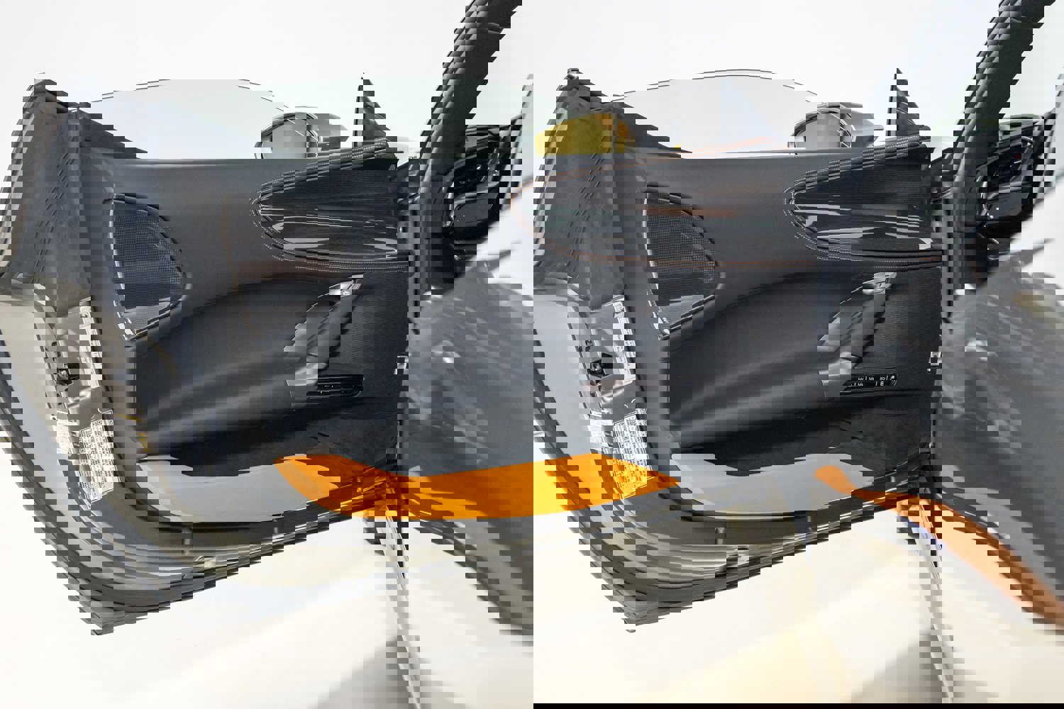 Used 2022 Ferrari SF90 Stradale image 16