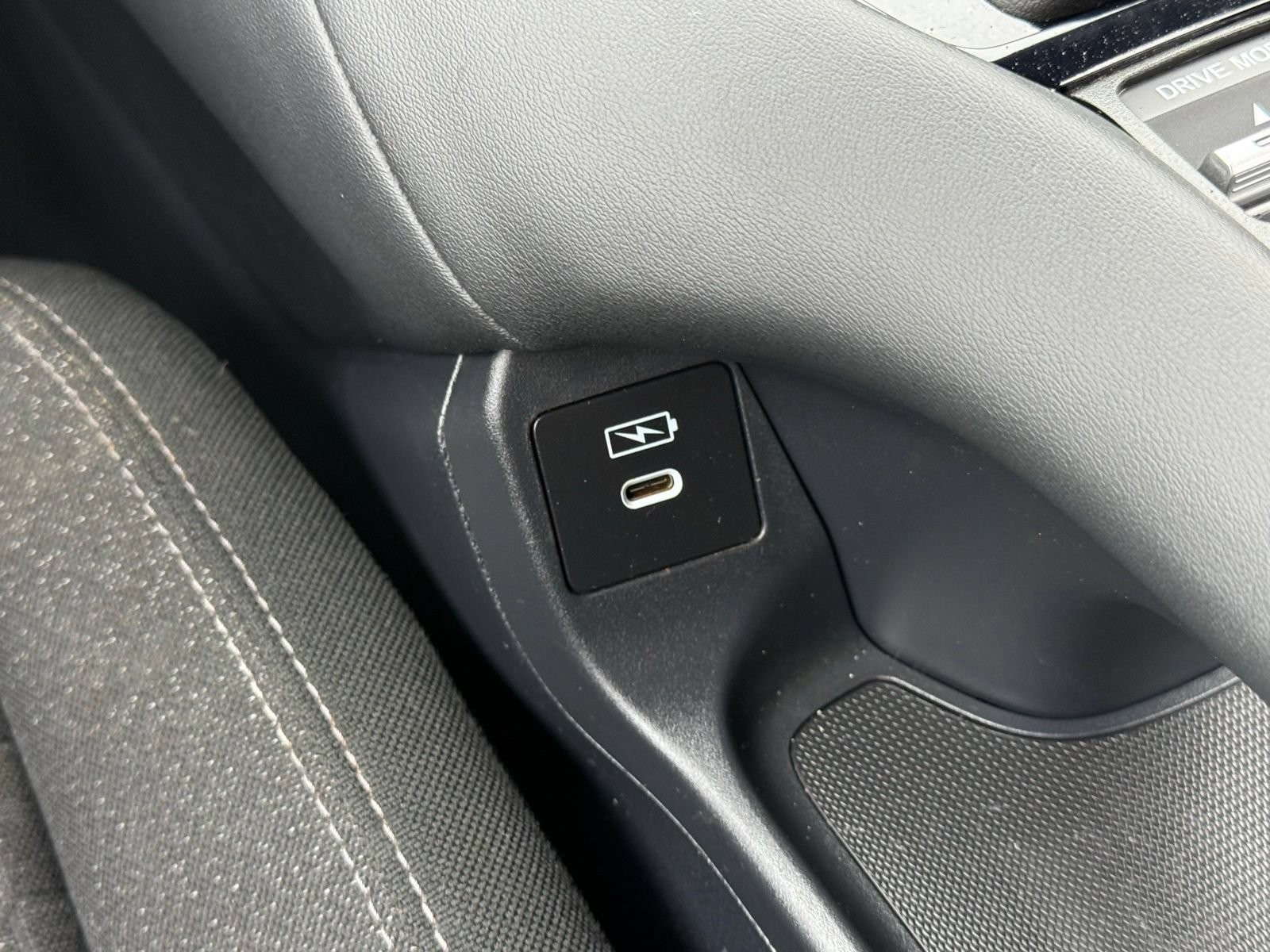 Used 2024 Honda HR-V LX image 24