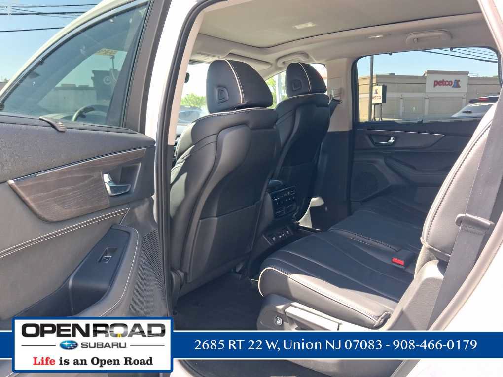Used 2024 Acura MDX SH-AWD w/ Advance Package image 12