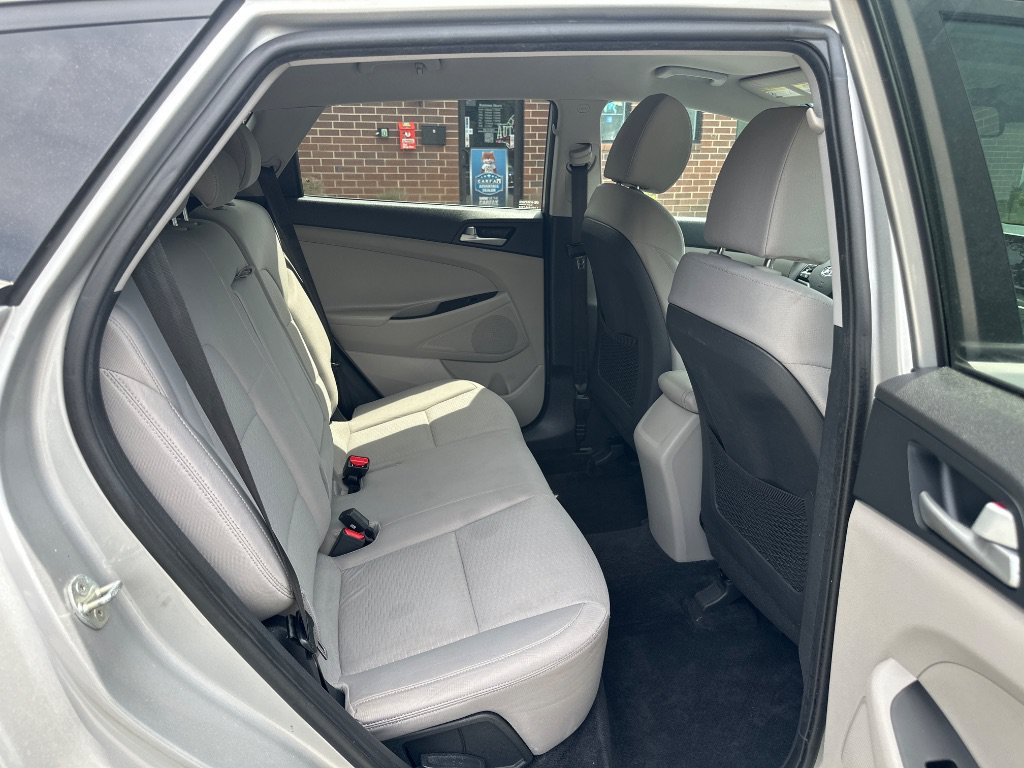 Used 2021 Hyundai Tucson SE FWD image 19