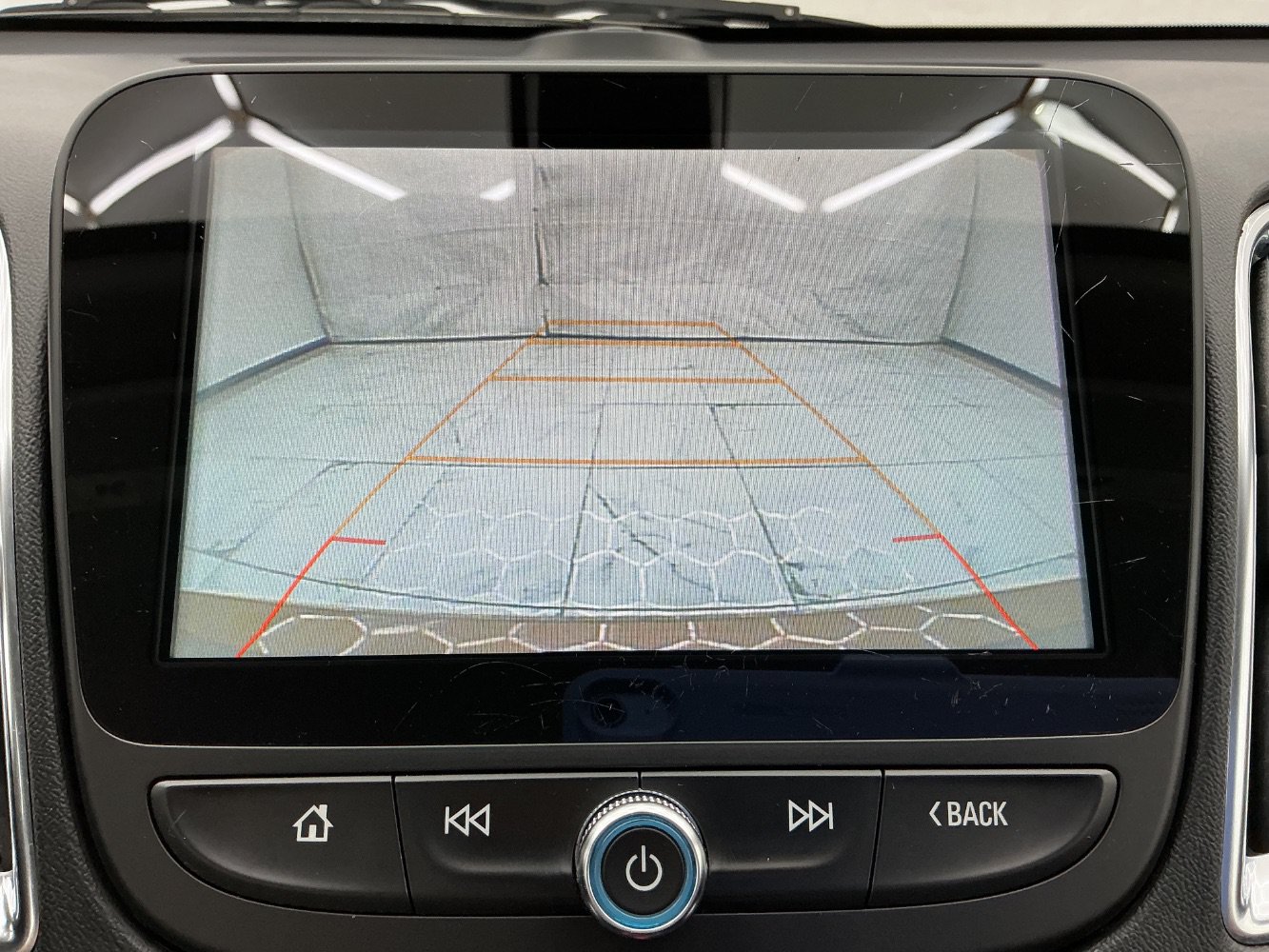 Used 2018 Chevrolet Malibu LT FWD image 34