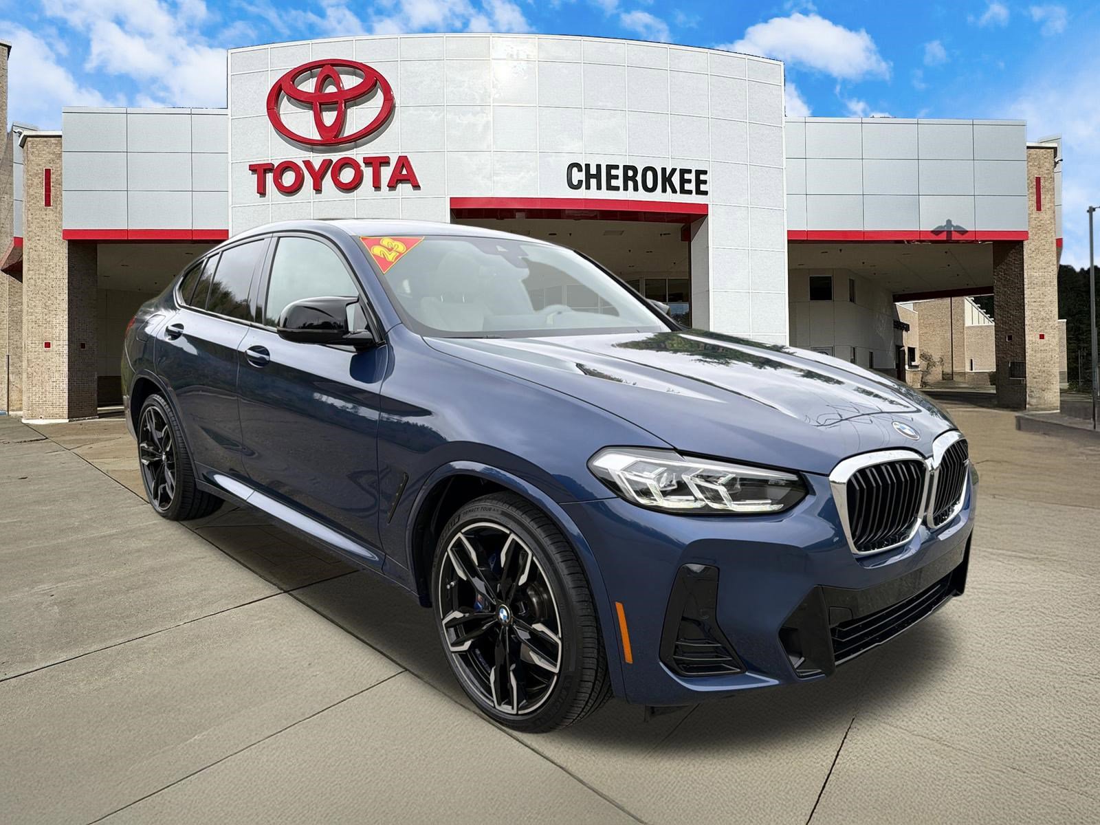 Used 2023 BMW X4 M40i w/ Premium Package AWD/4WD image 3