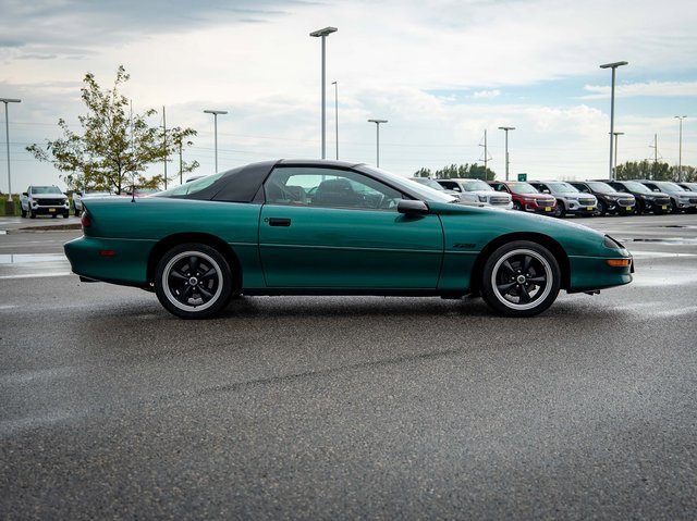 Used 1997 Chevrolet Camaro Z28 w/ Preferred Equipment Group 2 image 4