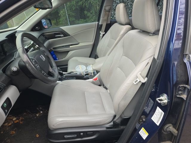 Used 2015 Honda Accord EX-L image 11
