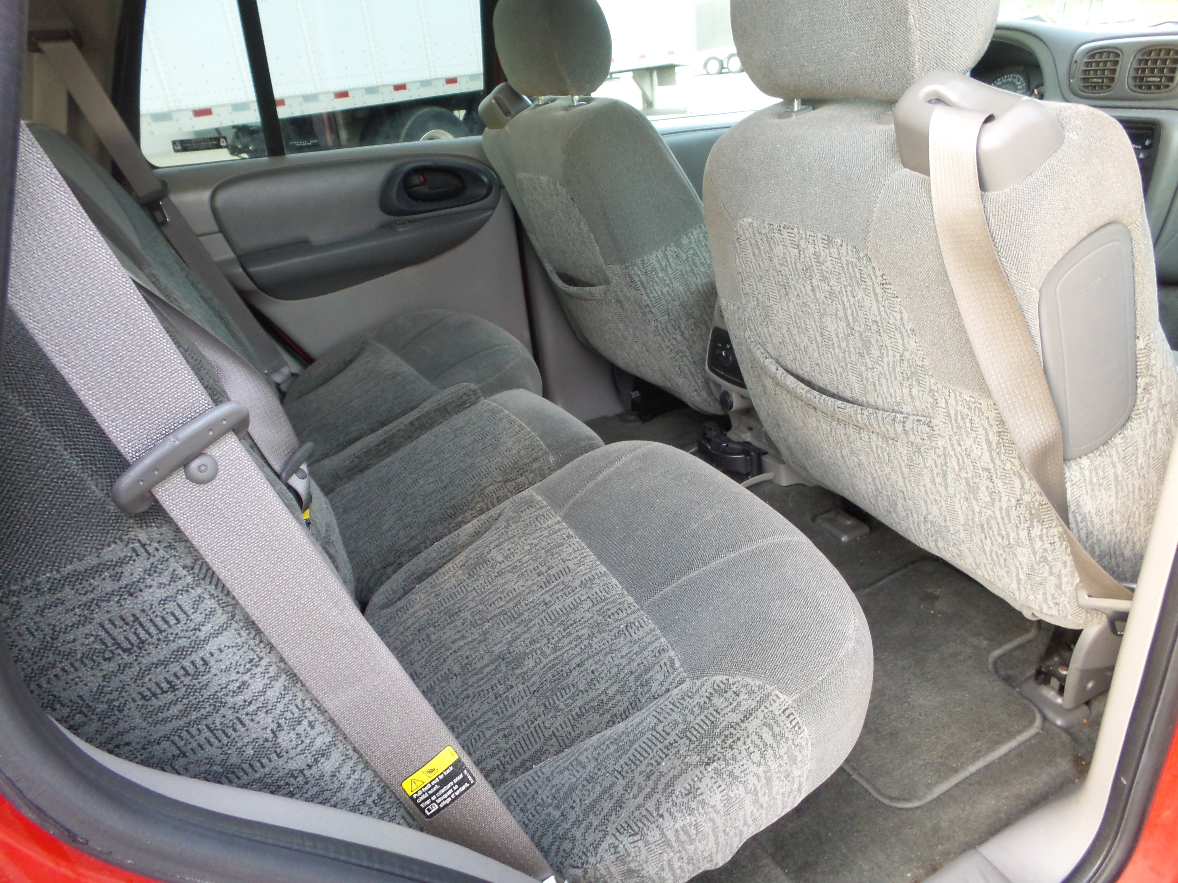 Used 2002 Chevrolet TrailBlazer LS w/ Preferred Equipment Group RWD image 51