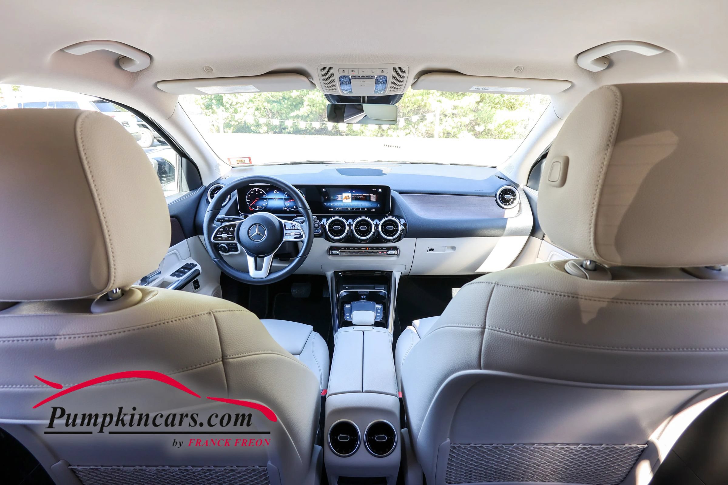 Used 2021 Mercedes-Benz GLA 250 4MATIC w/ Premium Package image 42