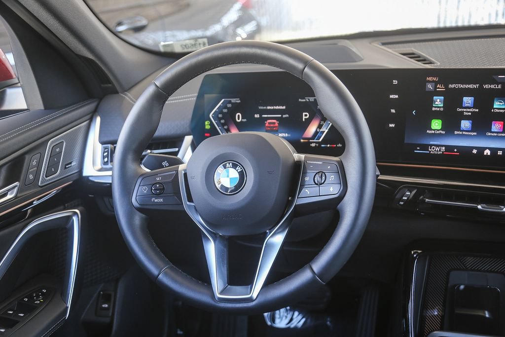 Used 2026 BMW X2 xDrive28i AWD/4WD image 32