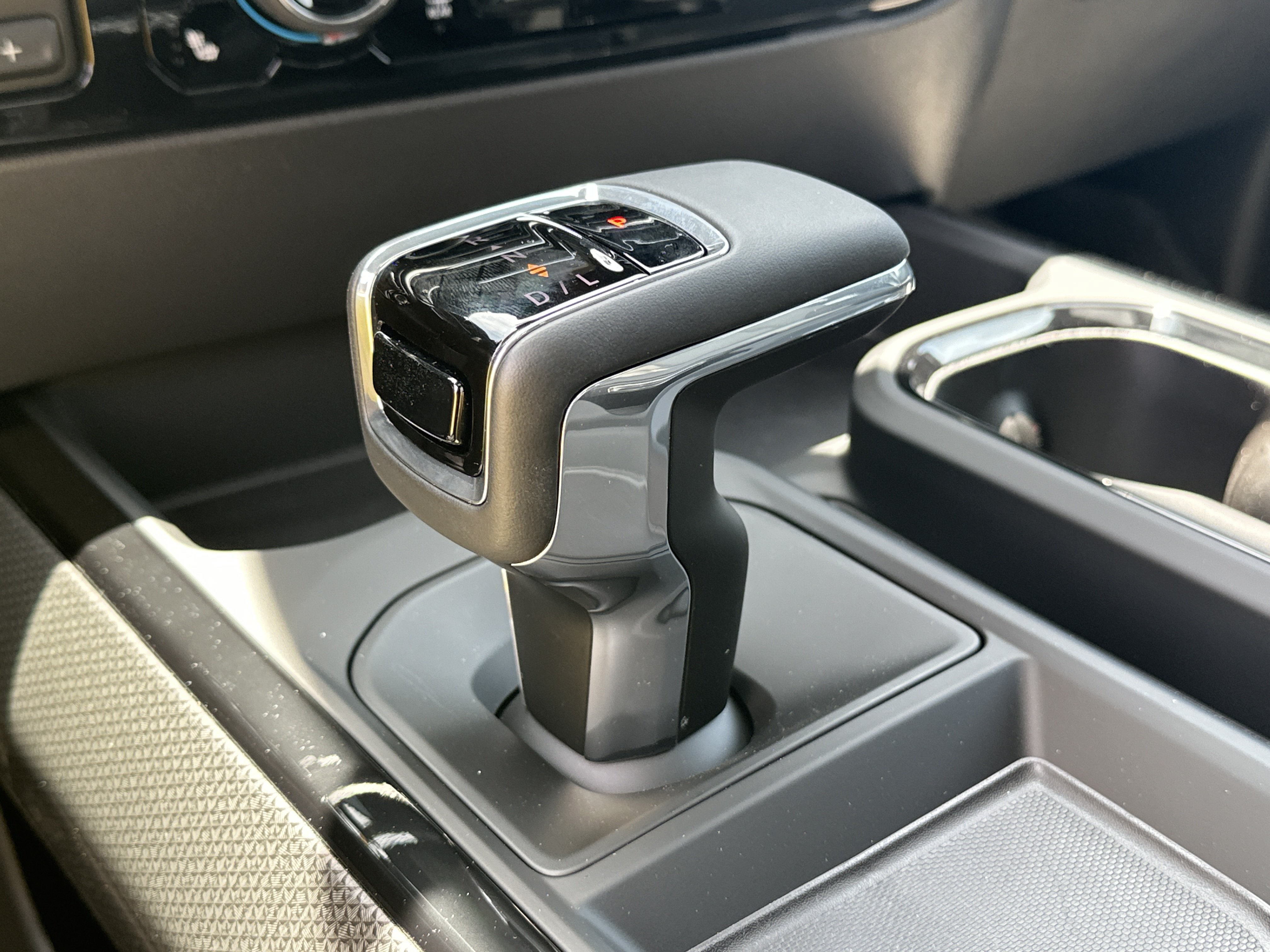 New 2026 Chevrolet Silverado 1500 ZR2 AWD/4WD image 32