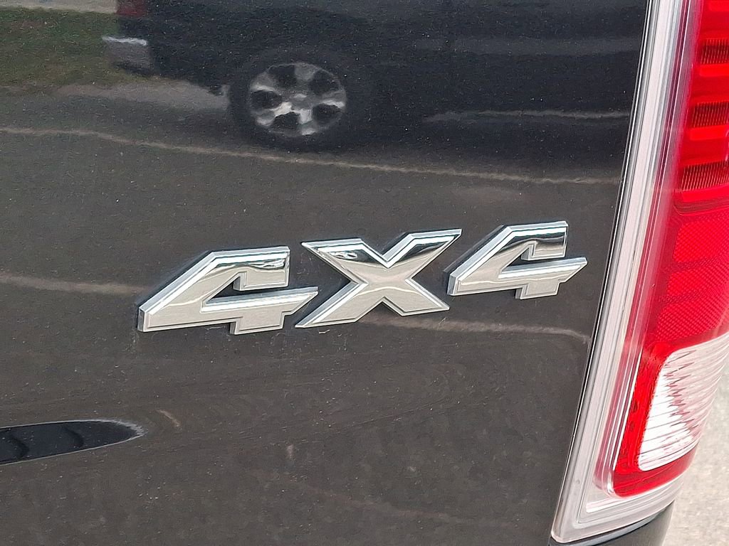 Used 2017 RAM 1500 Laramie w/ Convenience Group image 30