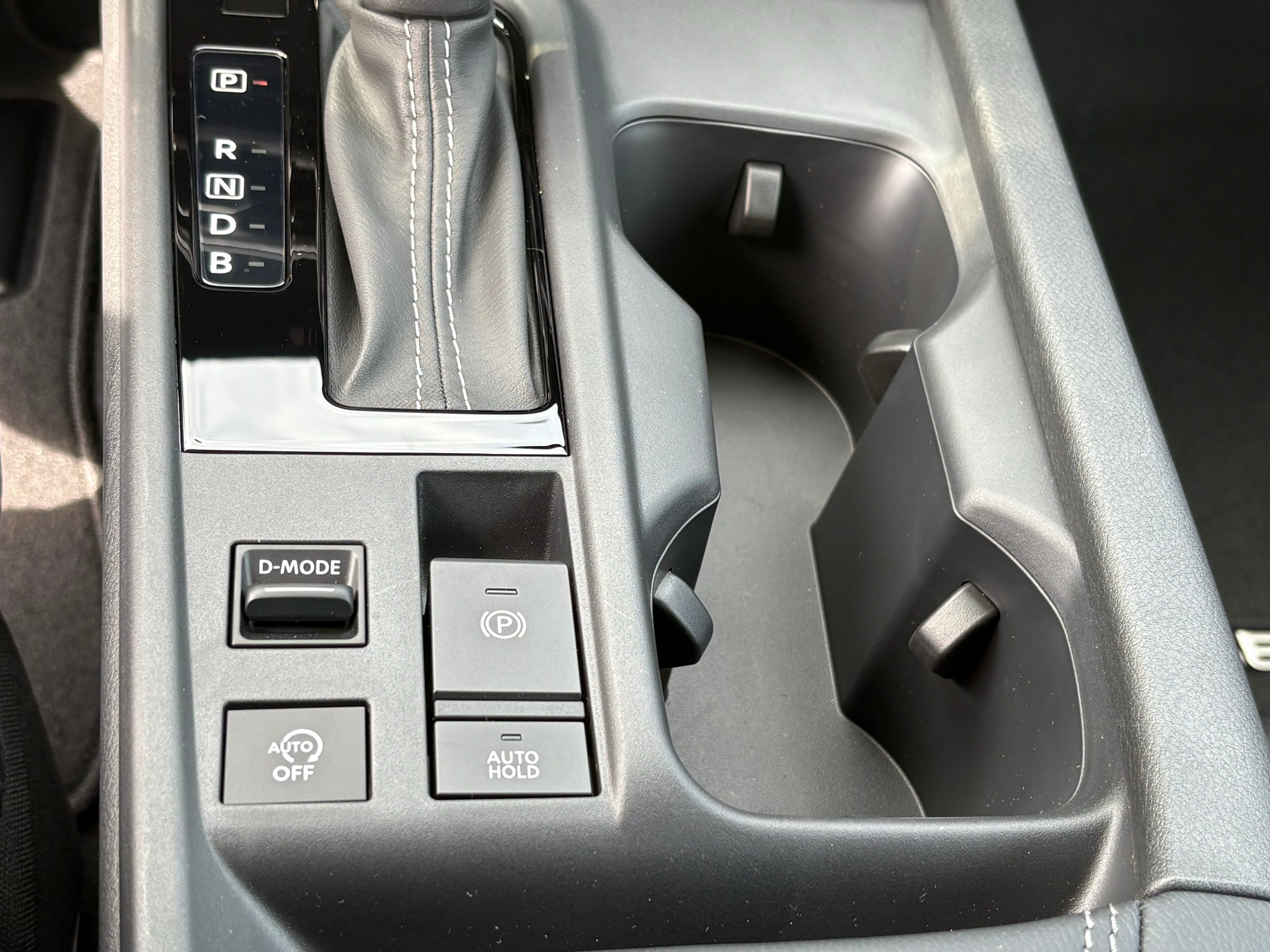 New 2027 Nissan Sentra SV w/ Floor Mat Package FWD image 16