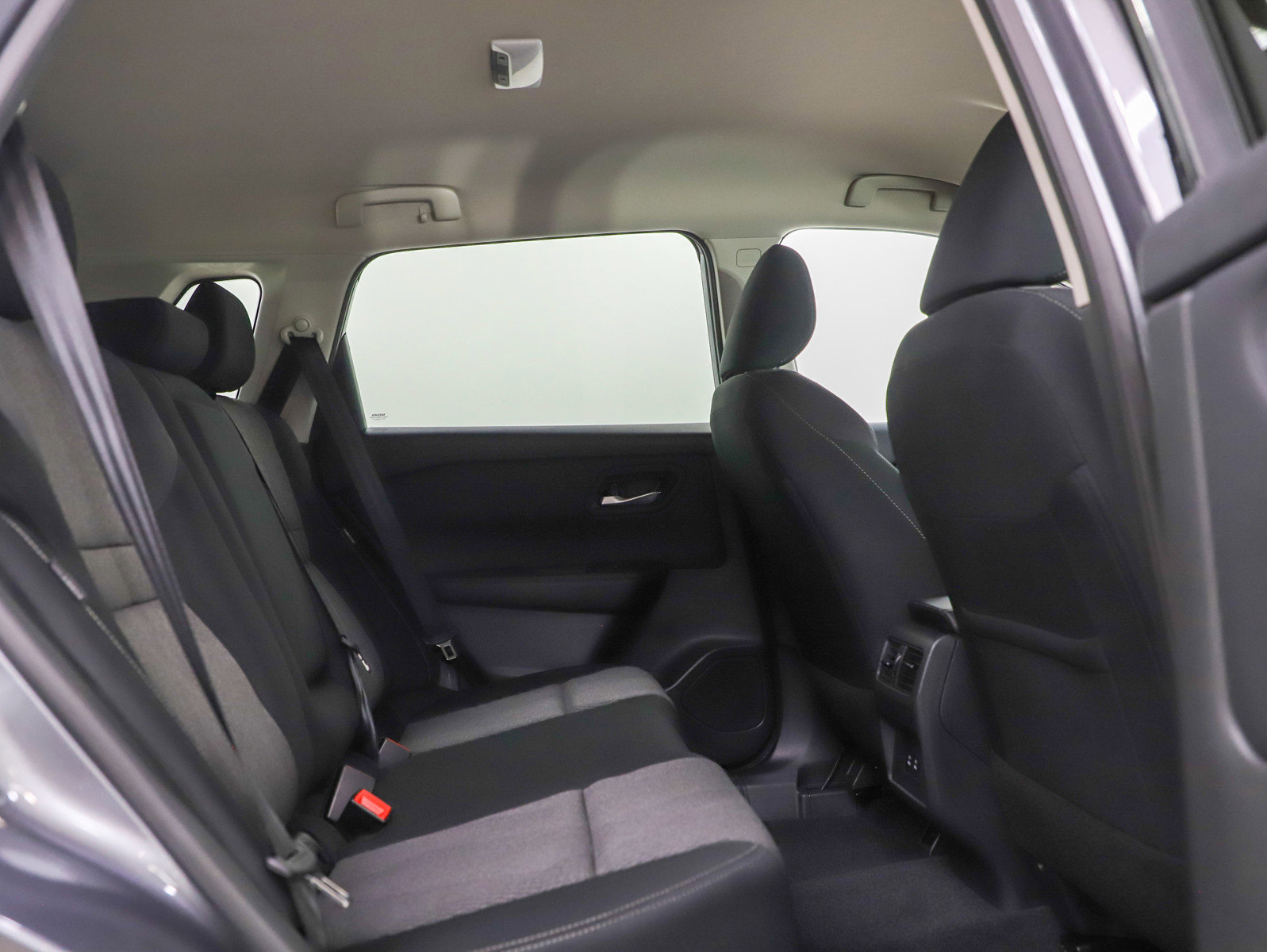 Used 2026 Nissan Rogue SV image 12