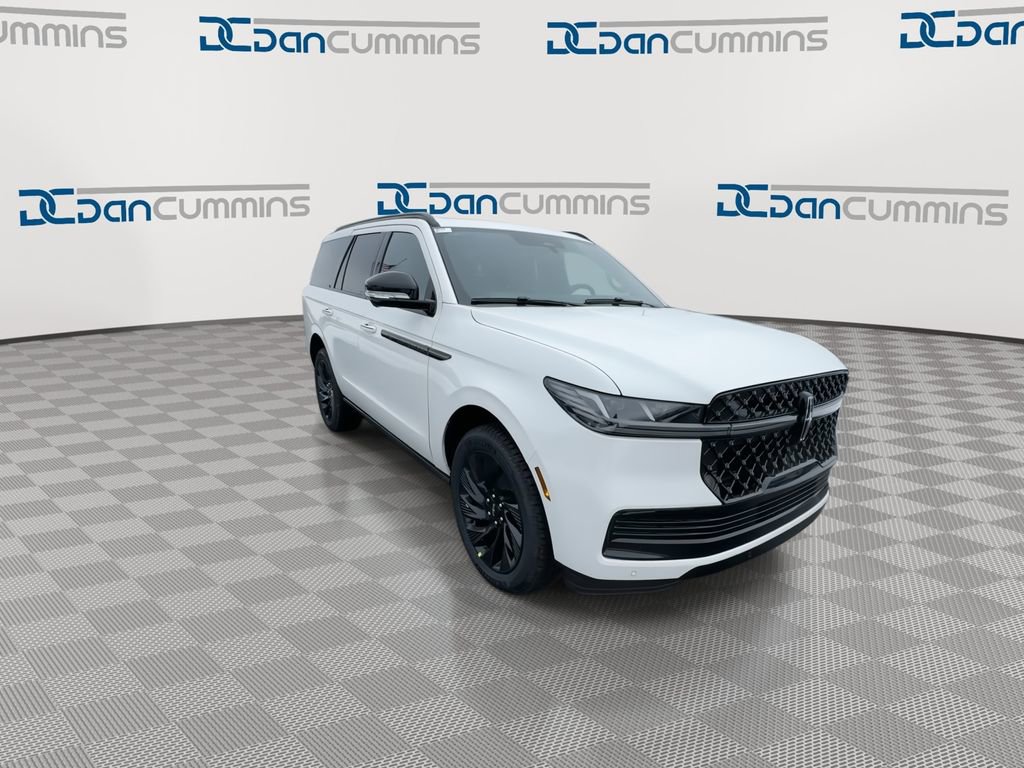 New 2026 Lincoln Navigator Reserve w/ Jet Appearance Package image 2