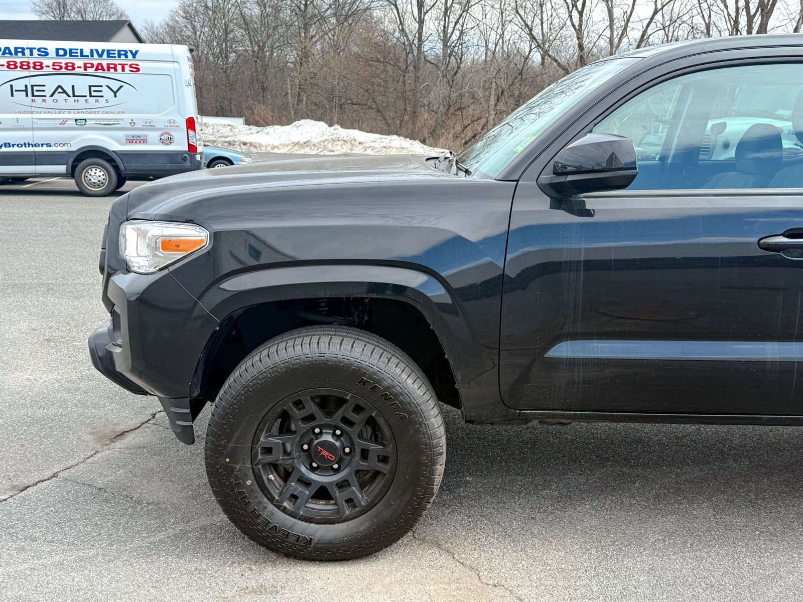 Used 2021 Toyota Tacoma SR image 9