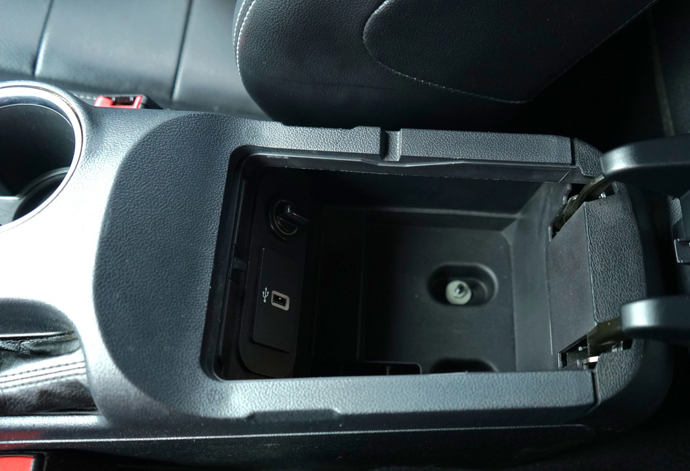 Used 2021 Ford Mustang Premium image 33