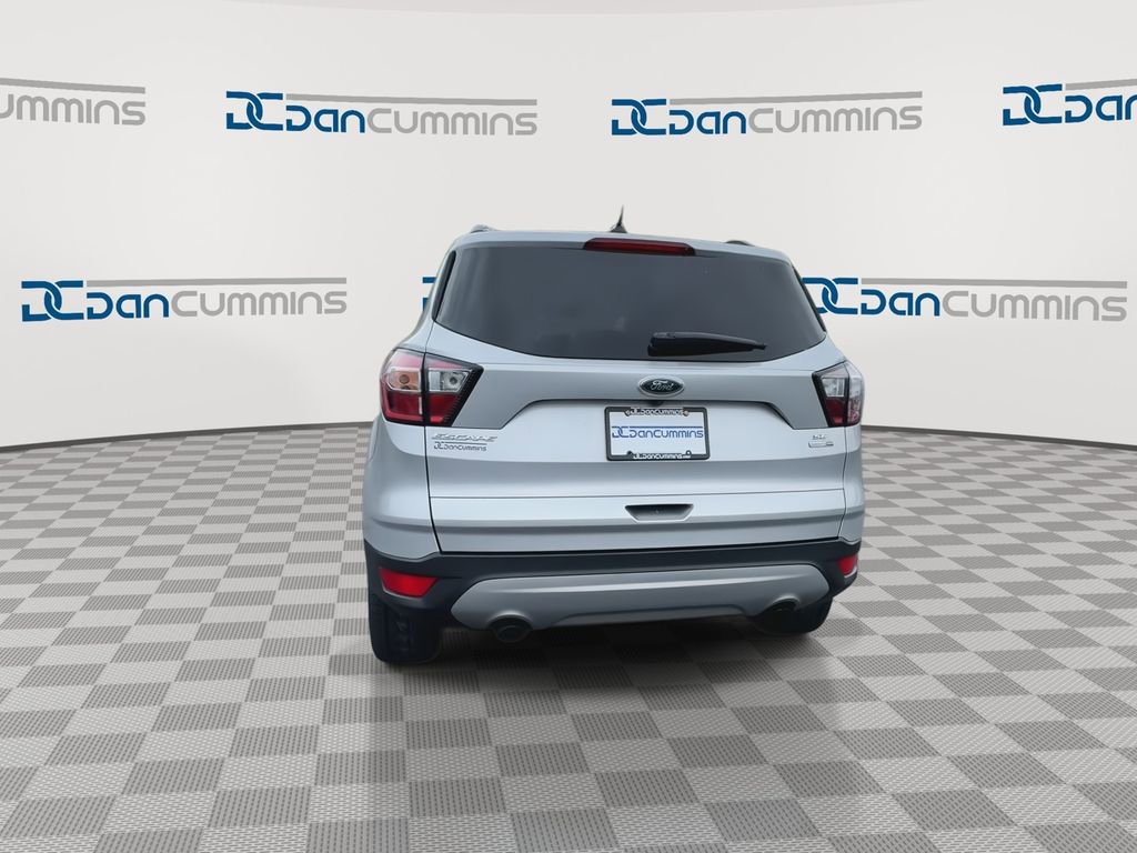 Used 2018 Ford Escape SE w/ SE Sync 3 Package AWD/4WD image 7