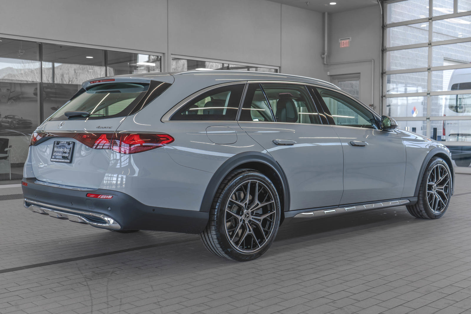 New 2025 Mercedes-Benz E 450 4MATIC All-Terrain Wagon image 29