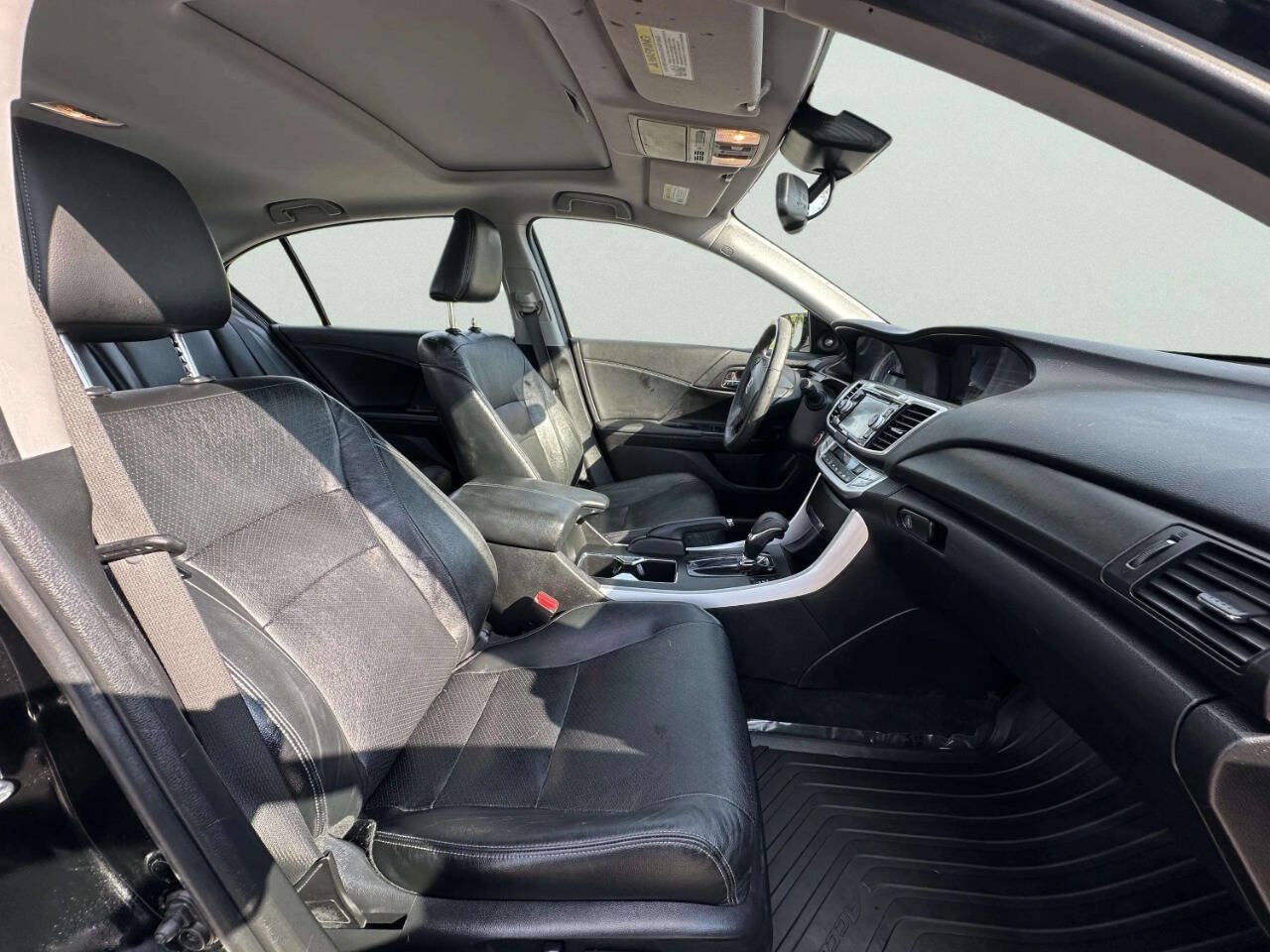 Used 2015 Honda Accord EX-L image 20