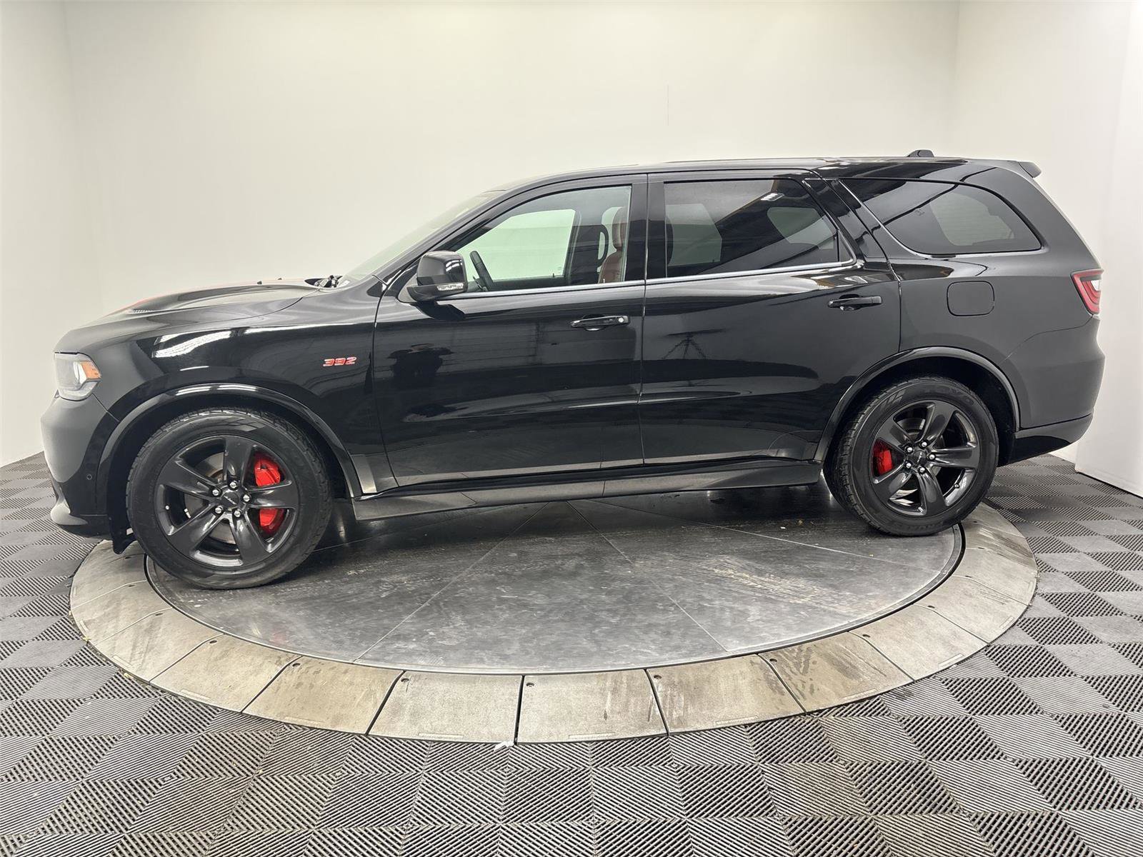 Used 2018 Dodge Durango SRT w/ SRT Interior Appearance Group image 16
