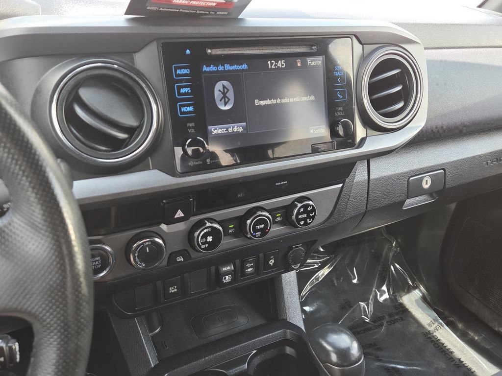 Used 2018 Toyota Tacoma TRD Off-Road AWD/4WD image 25