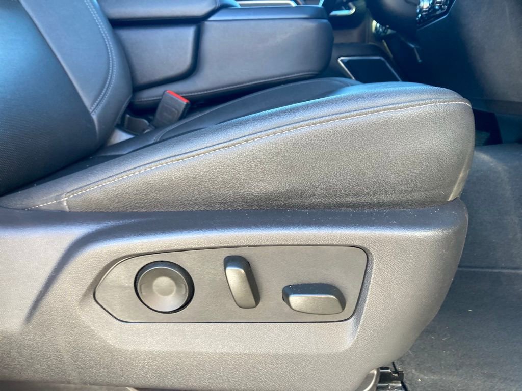 Used 2024 GMC Sierra 1500 SLT AWD/4WD image 50