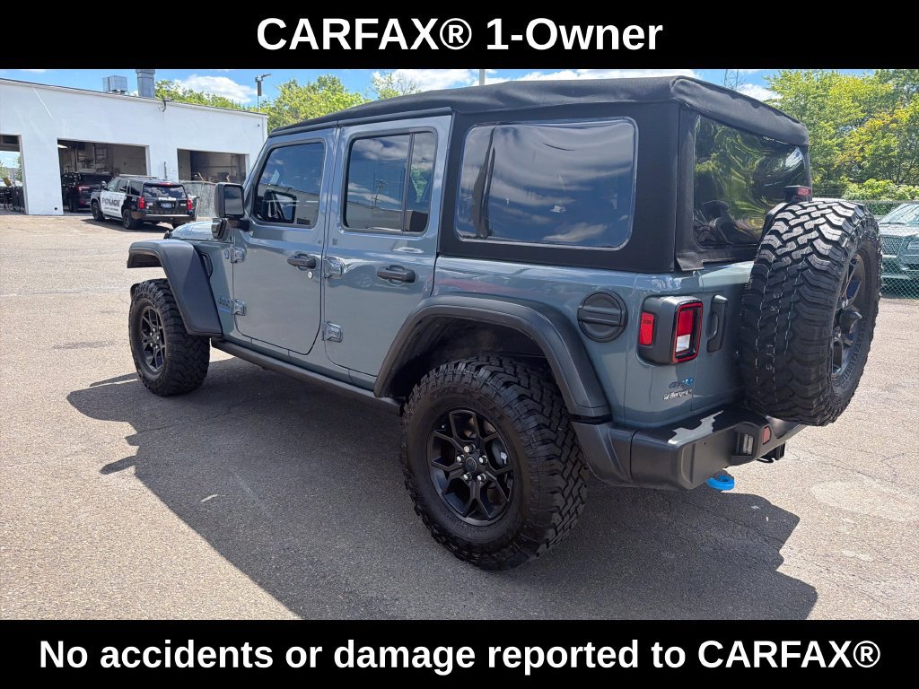 Used 2024 Jeep Wrangler Unlimited AWD/4WD image 3