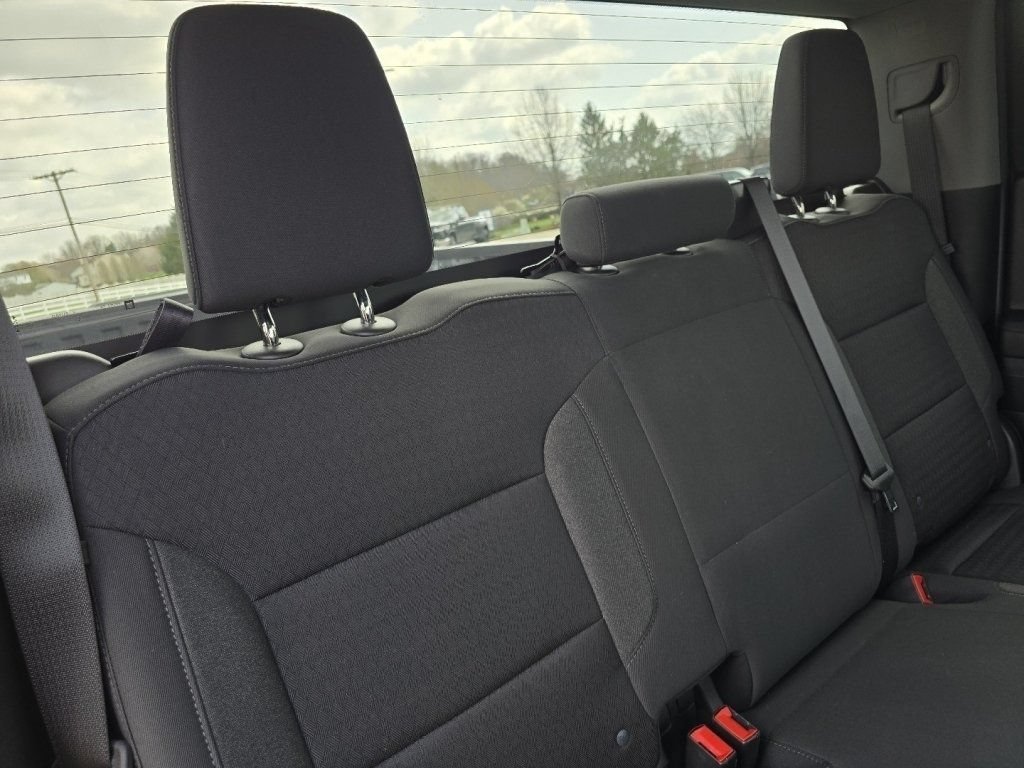 Used 2023 Chevrolet Silverado 1500 LT AWD/4WD image 18