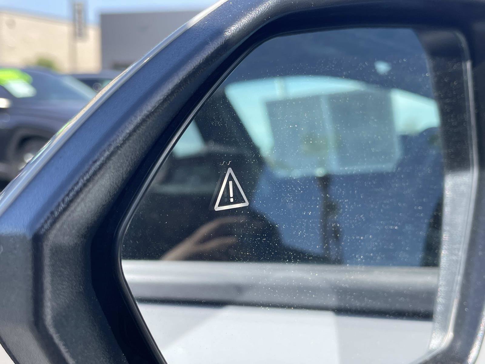 Certified 2025 Hyundai Kona SEL image 8