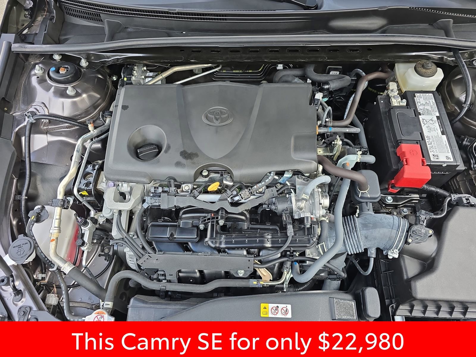 Used 2024 Toyota Camry SE image 36