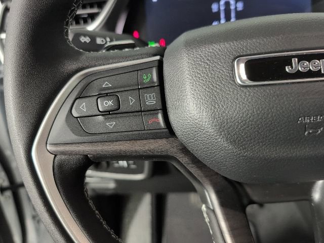 New 2025 Jeep Grand Cherokee L Limited w/ Black Appearance Package image 14