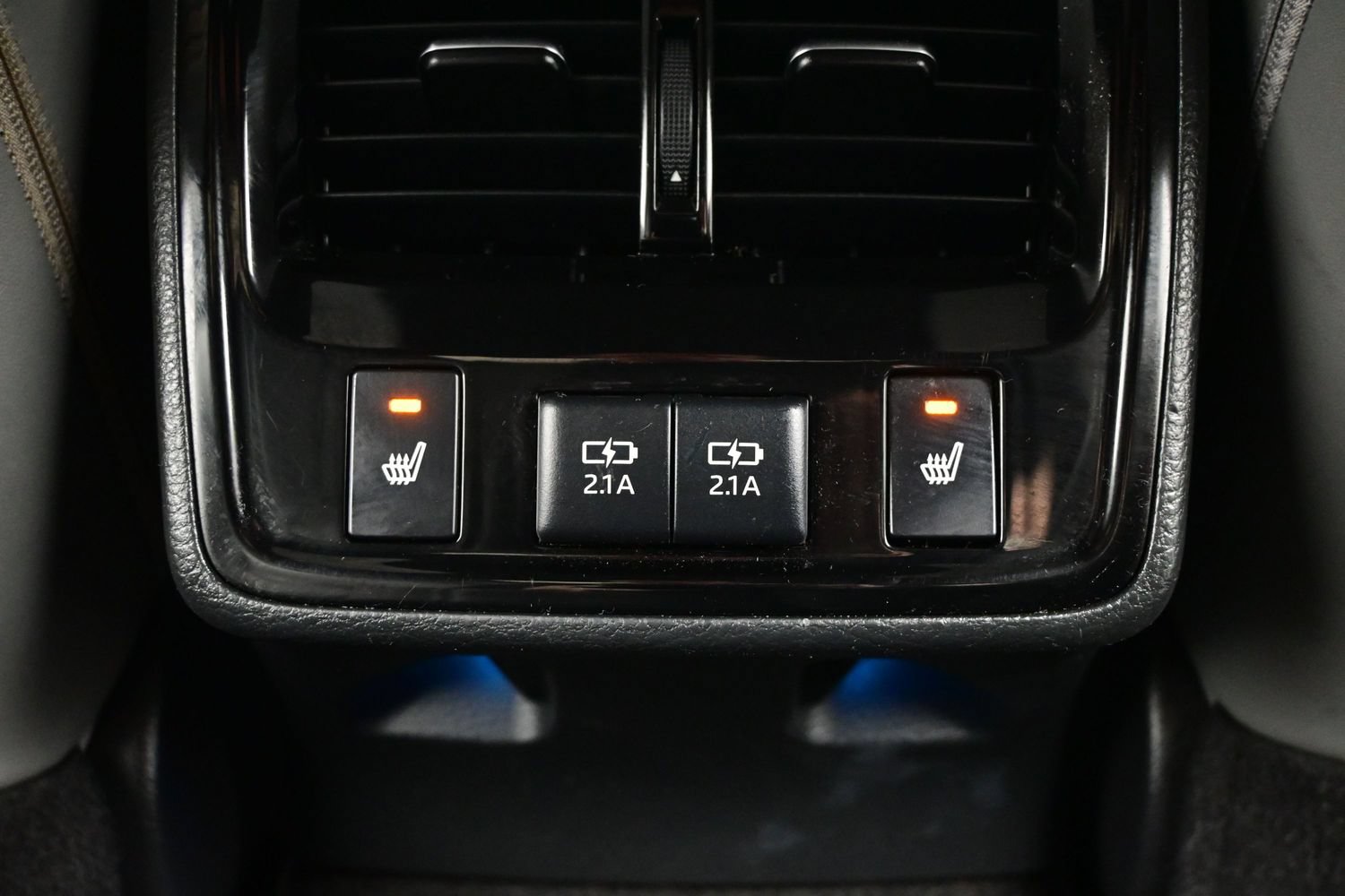 Used 2020 Toyota Avalon Limited w/ Advanced Safety Package FWD image 17