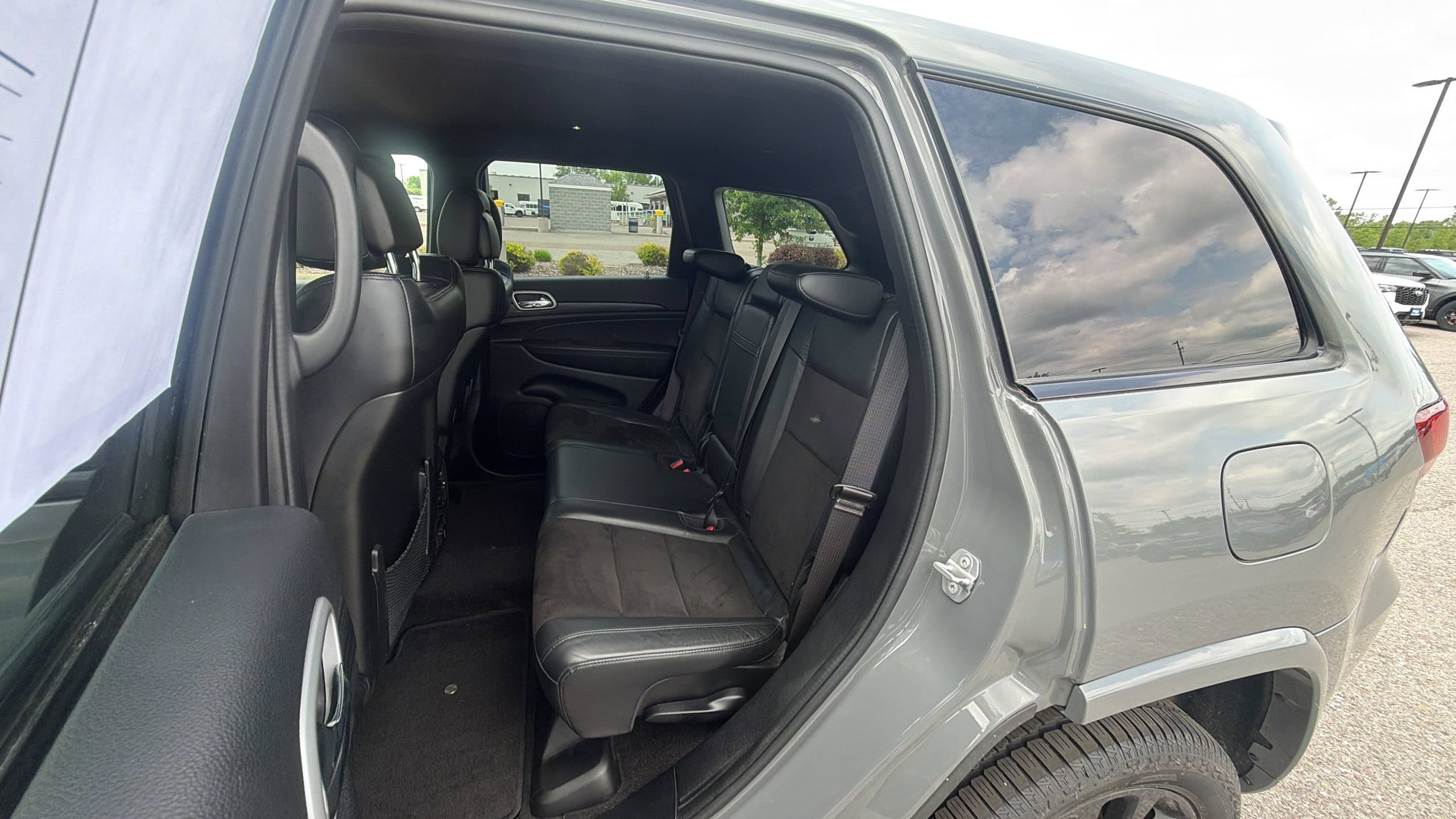 Used 2022 Jeep Grand Cherokee Laredo X AWD/4WD image 27
