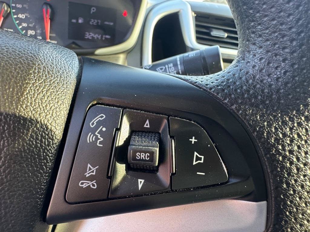 Used 2019 Chevrolet Sonic LT FWD image 17