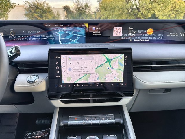 New 2026 Lincoln Nautilus Reserve AWD/4WD image 18