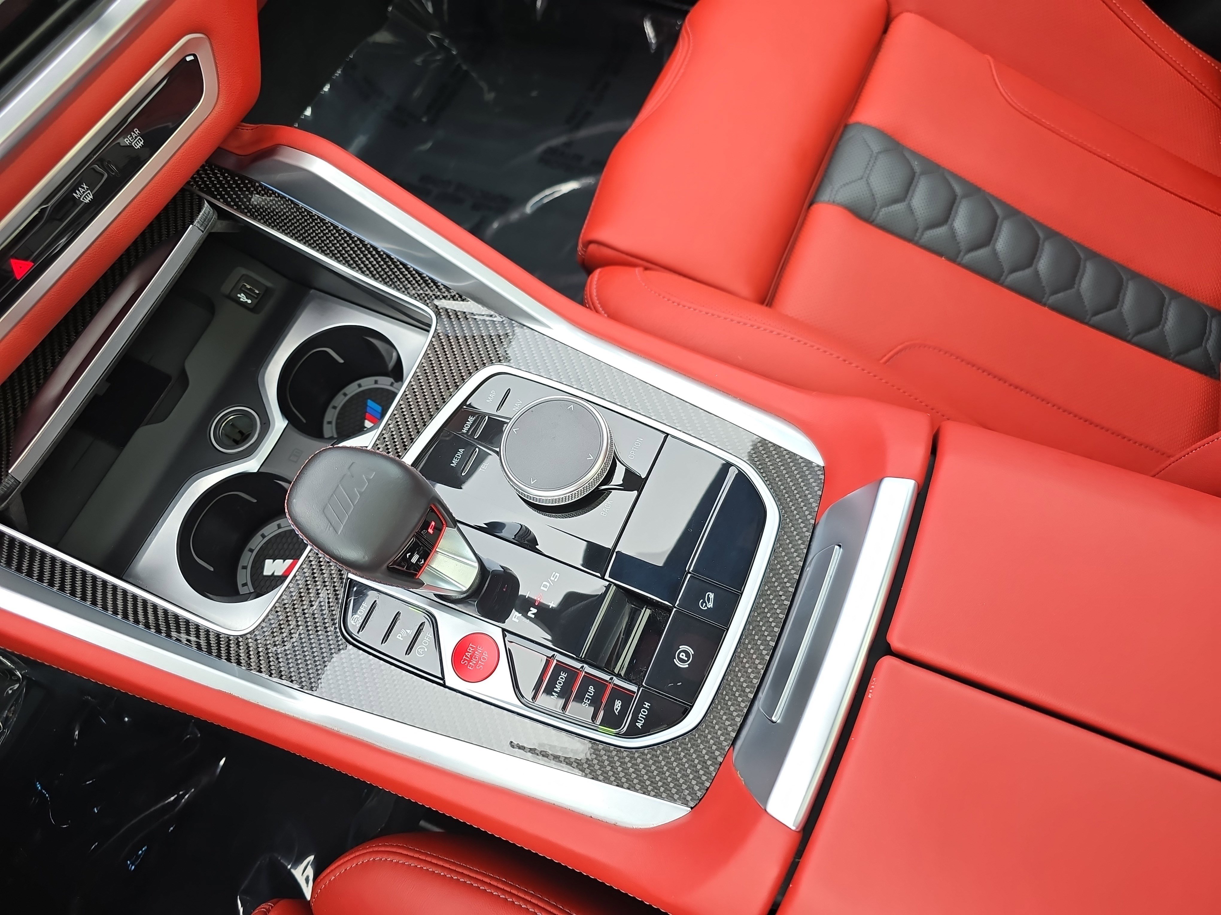 Used 2024 BMW X5 M Competition w/ Executive Package image 23