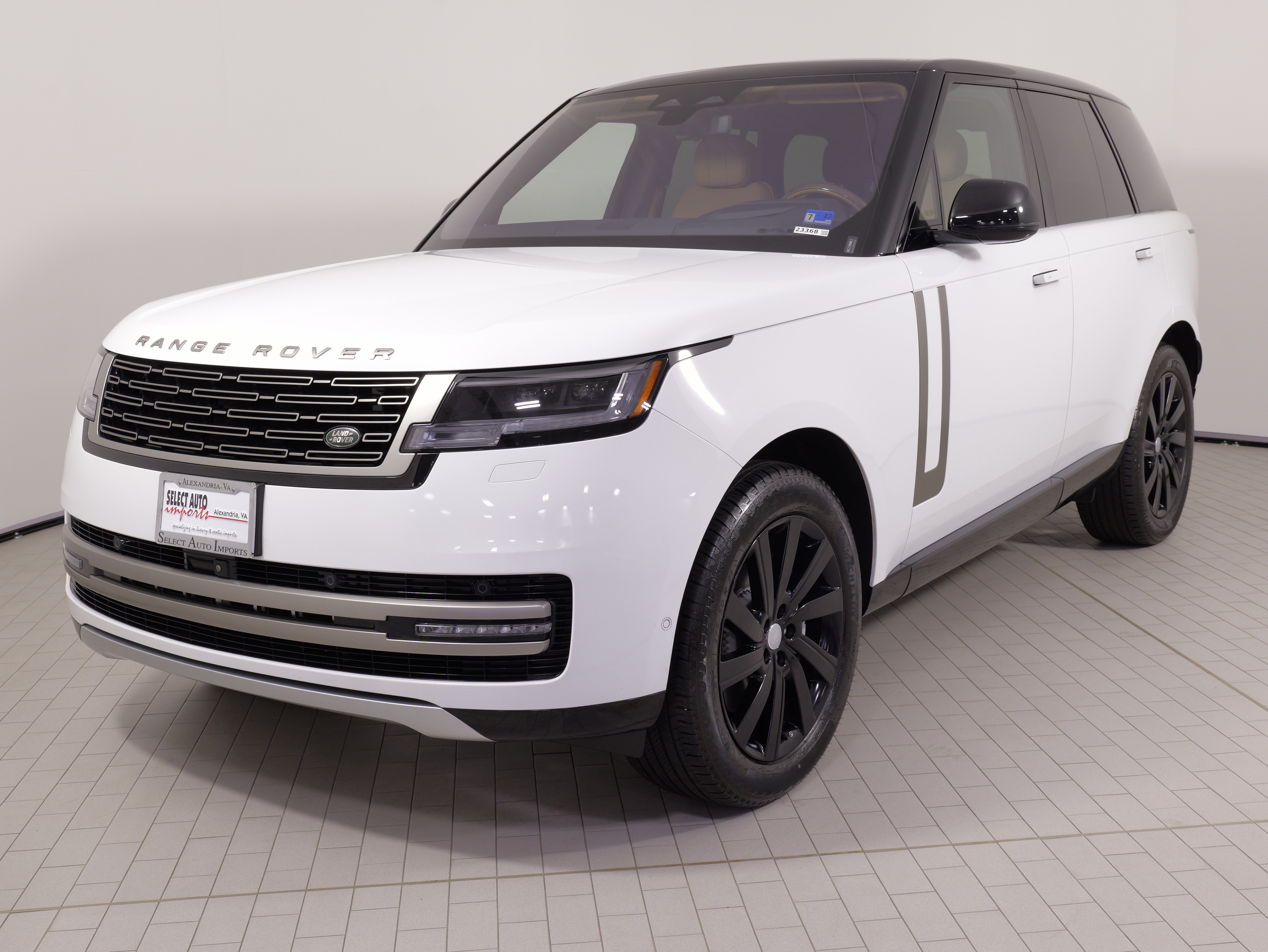 Used 2023 Land Rover Range Rover SE AWD/4WD image 4