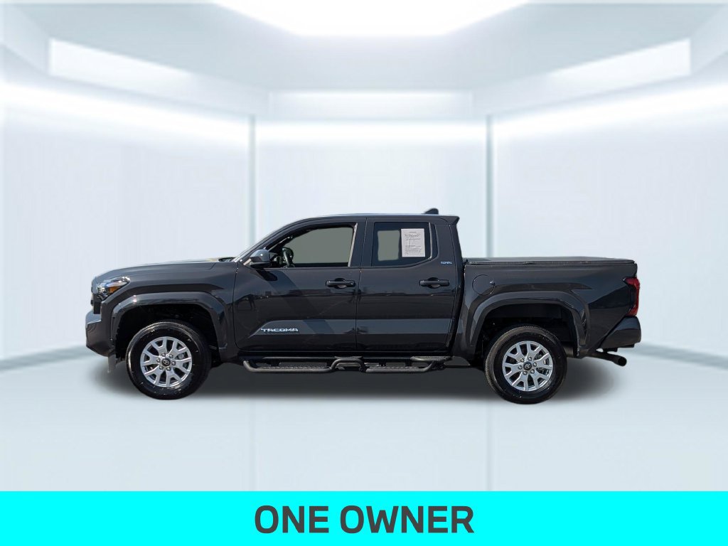 Used 2024 Toyota Tacoma SR5 RWD image 2
