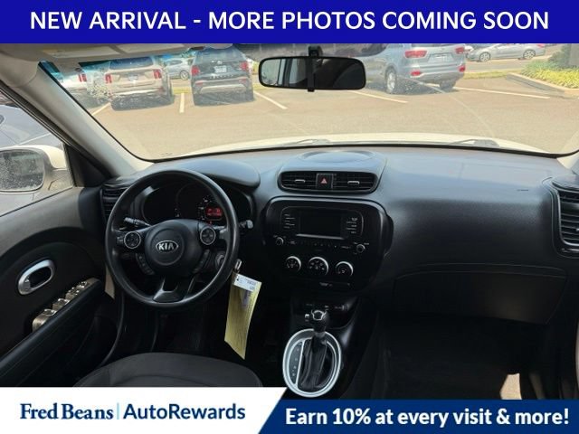 Used 2017 Kia Soul FWD image 11