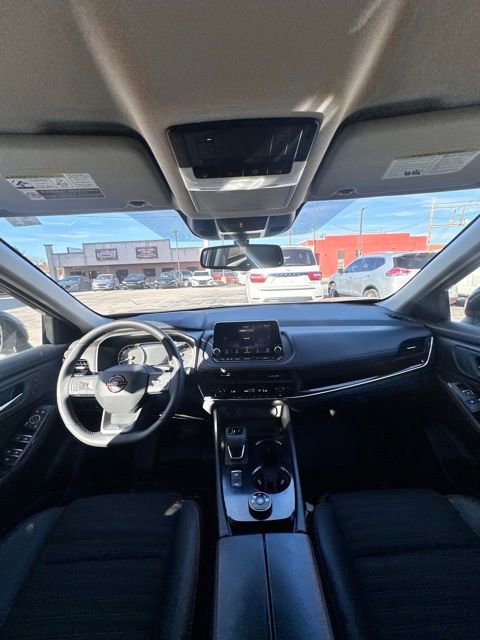 Certified 2025 Nissan Rogue SV w/ Rock Creek Premium Package image 34