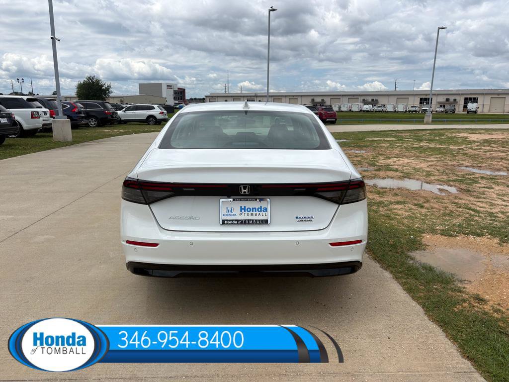 New 2026 Honda Accord Hybrid Touring image 5